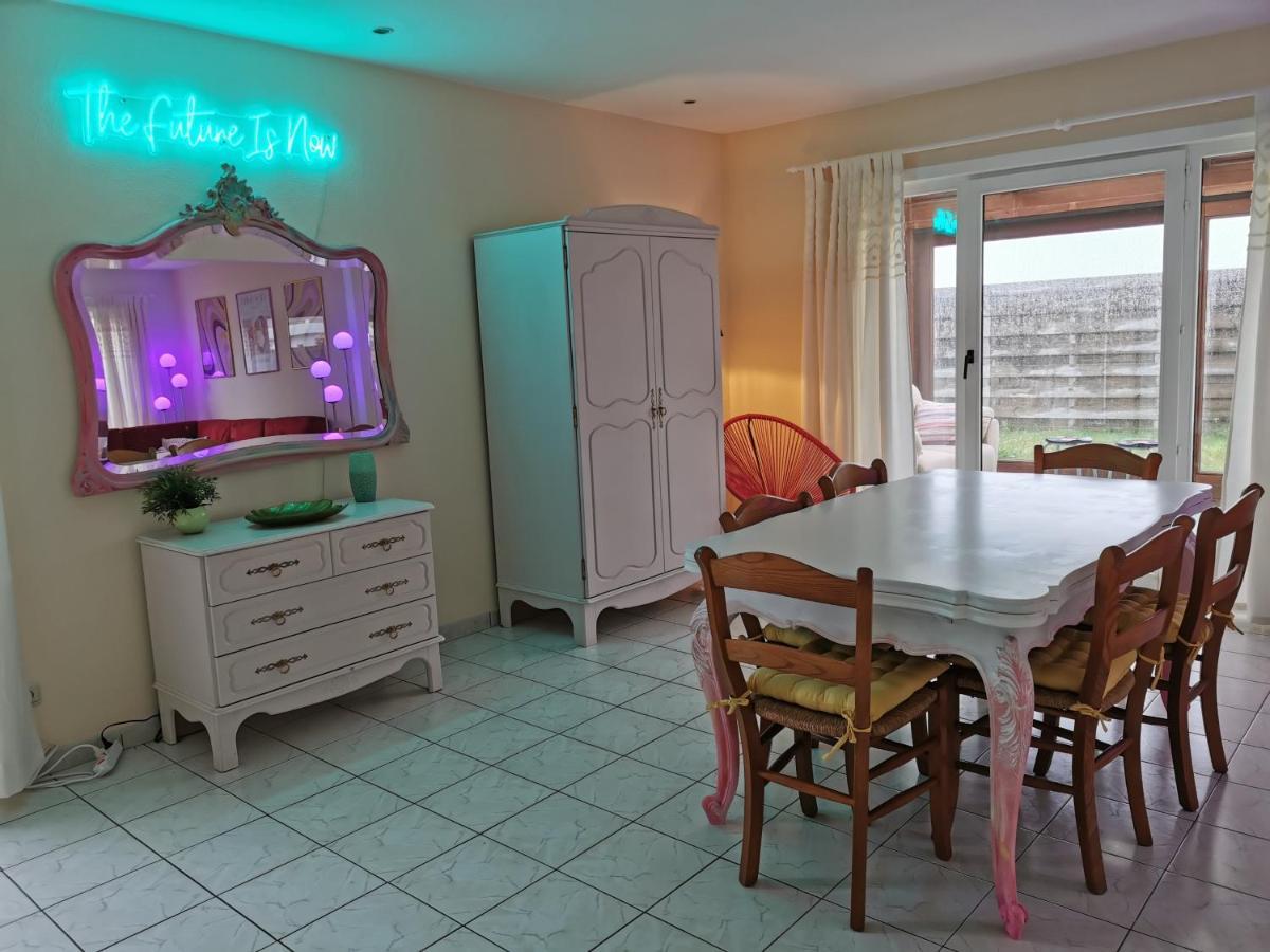 Izzy'S Rainbow House Villa De Haan Luaran gambar